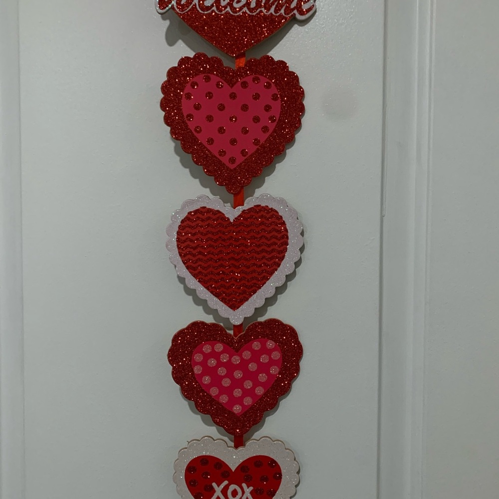 Red and Pink Wooden Heart’s Shimmering Wall Plaque